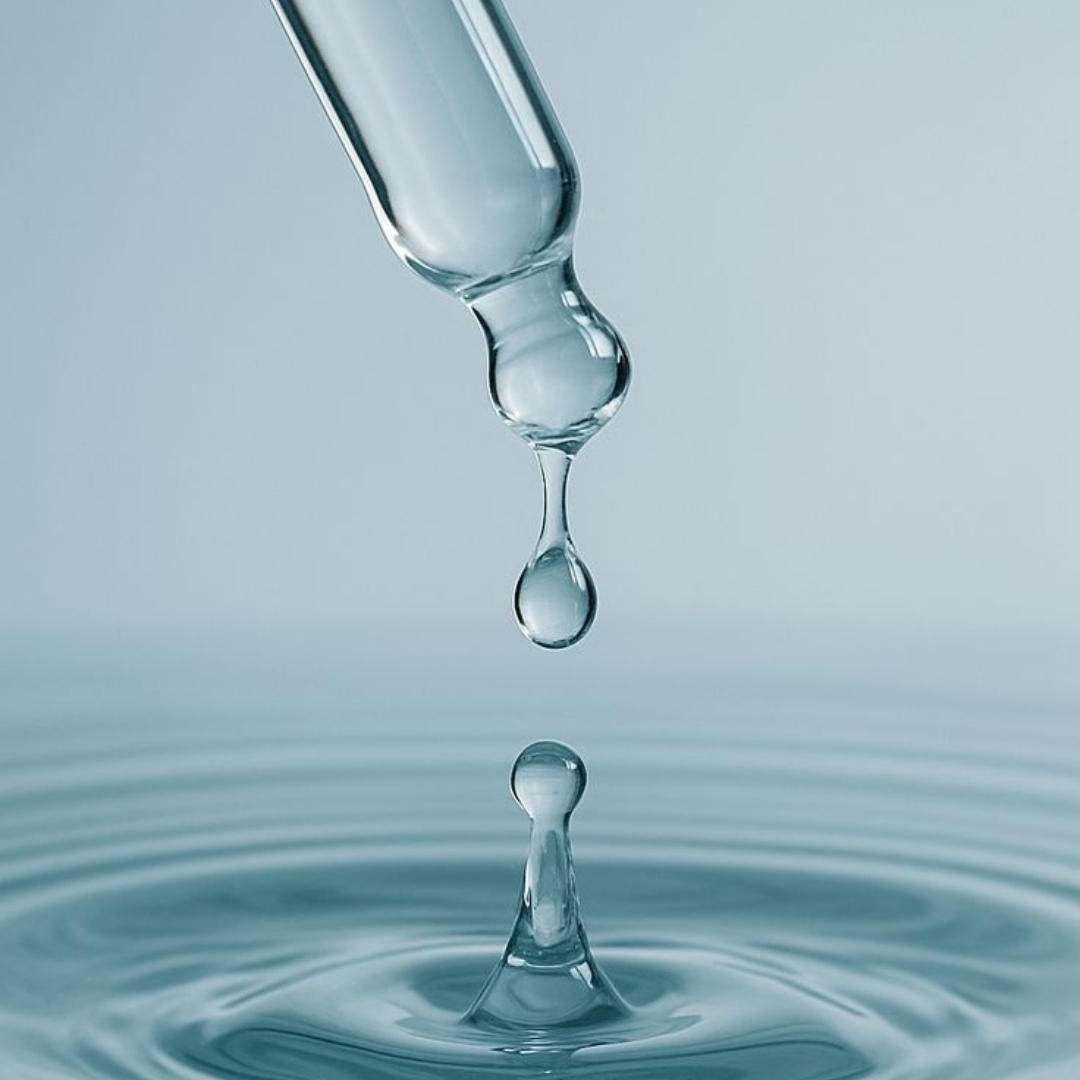 RETINOL™  Serum Con Ácido Hialurónico + Vitamina E